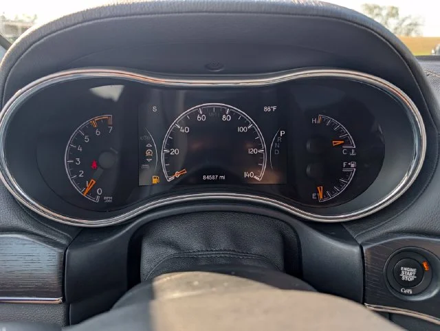 Used 2018 Black Jeep Summit image 15