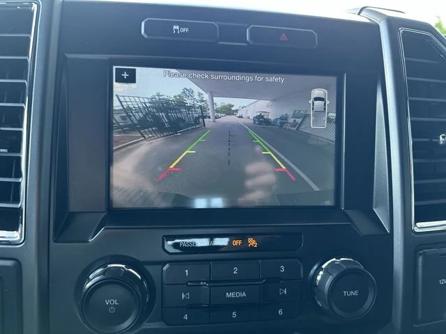 Used 2016 Gray Ford XLT image 18