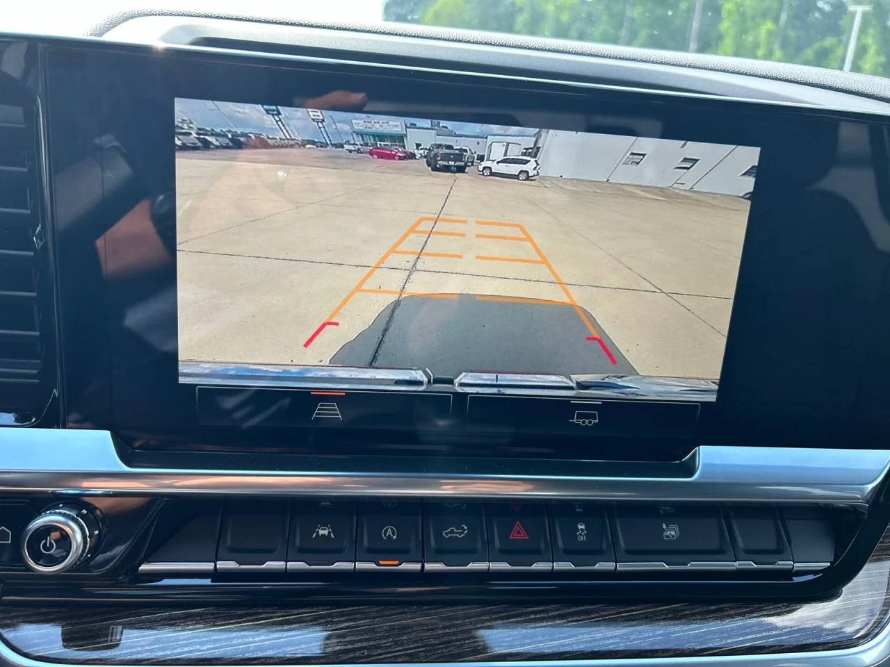 New 2026 Sterling Metallic GMC Elevation image 12