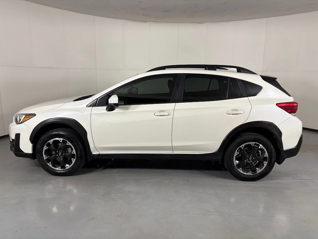 Used 2021 White Subaru Premium image 5