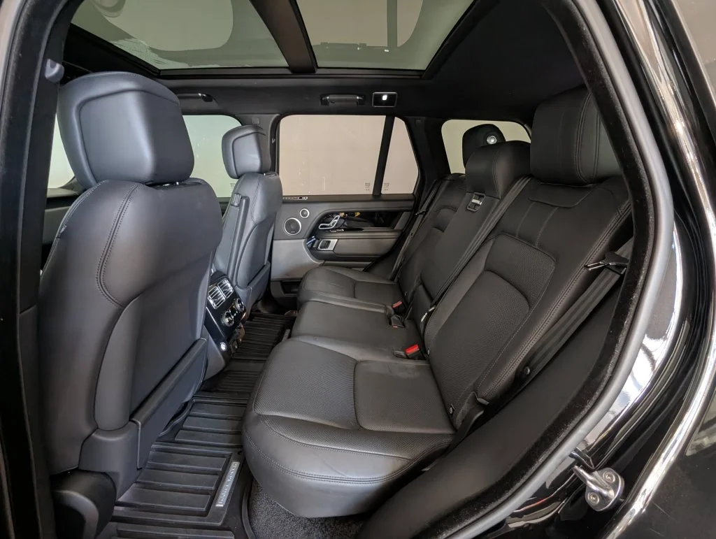 Certified Used 2019 Black Land Rover 5.0L V8 Supercharged image 15