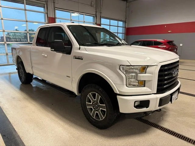 Used 2016 White Ford XLT image 5