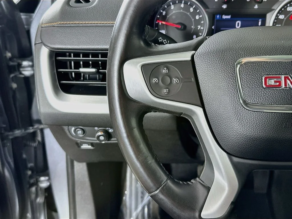 Used 2019 Steel Metallic GMC SLE image 13