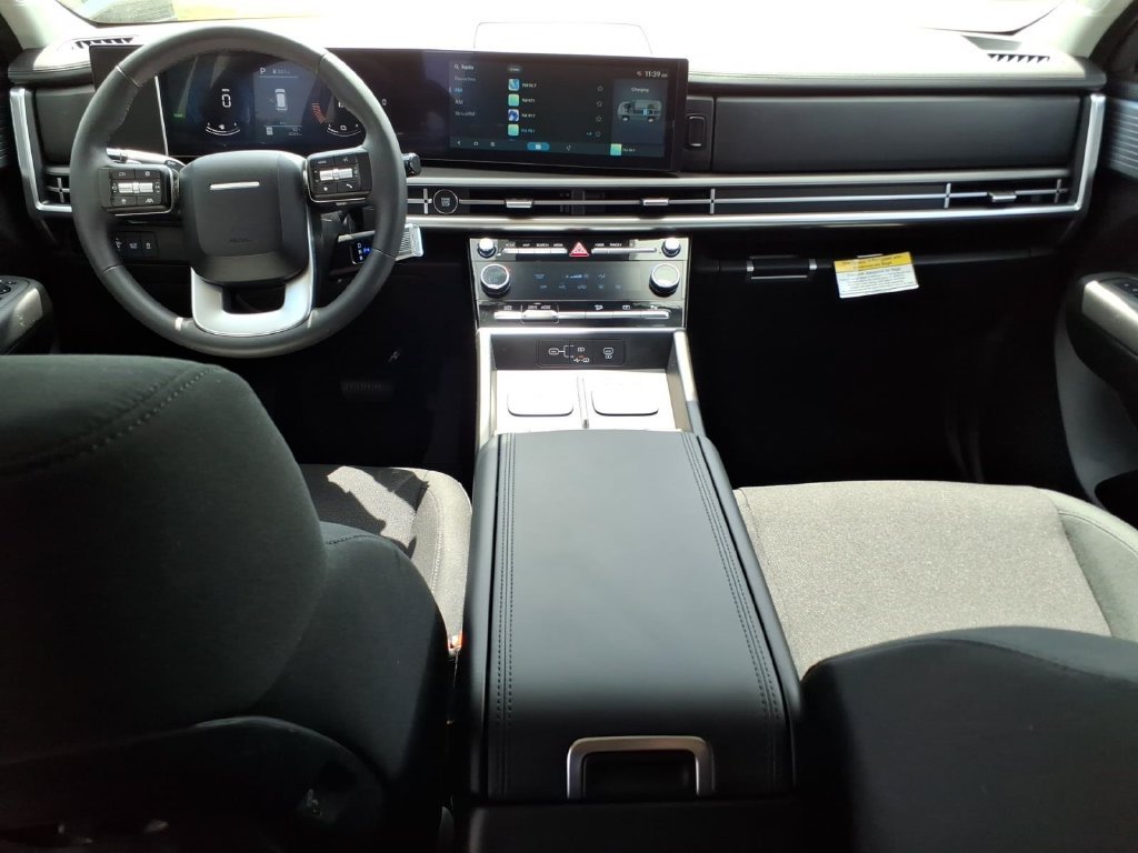 2026 Hyundai Santa Fe SE - Photo 13