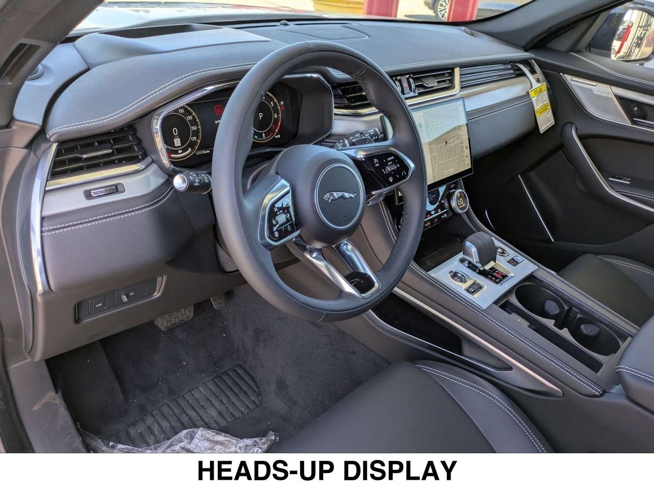 2026 Jaguar F-Pace R-Dynamic S - Photo 7