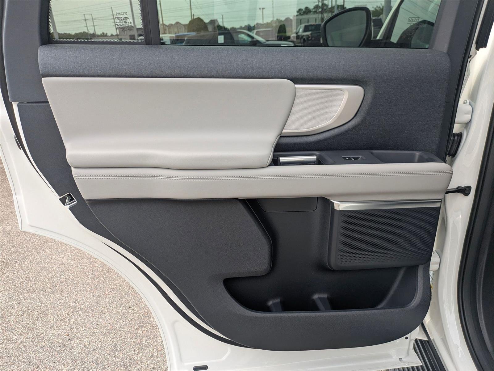 New 2026 Star White Metallic Tri-Coat Ford Active image 23