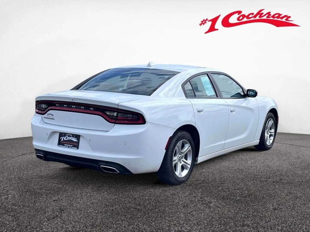 Used 2023 White Knuckle Clearcoat Dodge SXT image 7