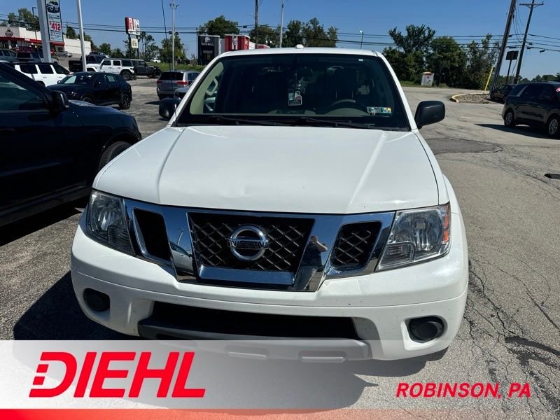 Used 2016 White Nissan SV image 2