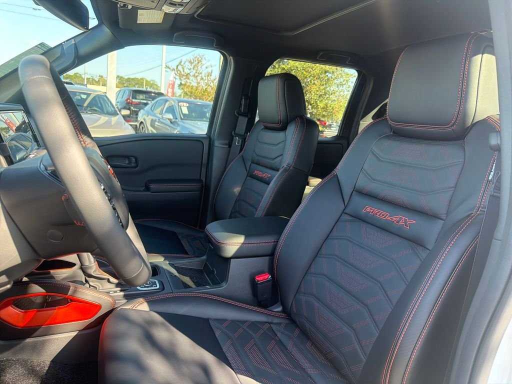 New 2026 Nissan Frontier PRO-4X 4D Crew Cab