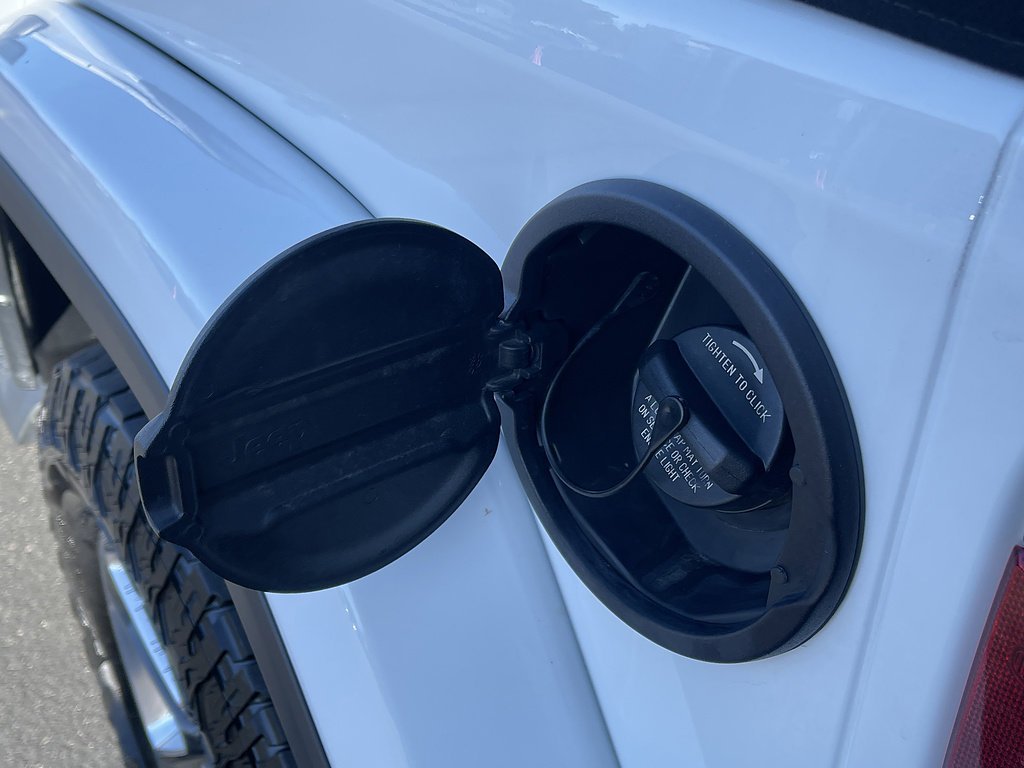 2022 Jeep Wrangler Unlimited Sahara - Photo 15