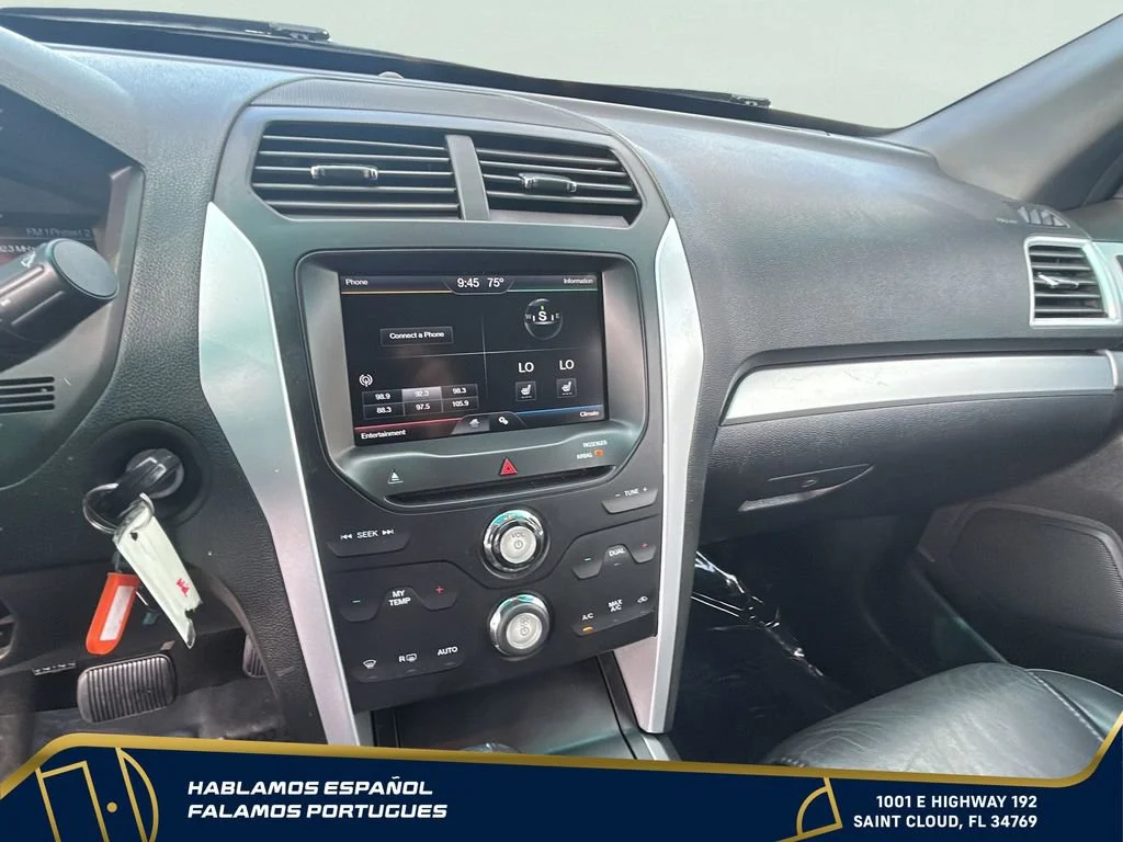 Used 2014 Black Ford XLT image 19