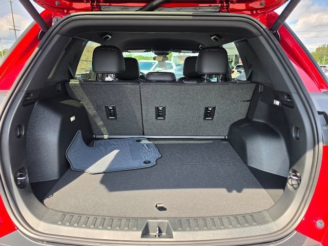 2027 Chevrolet Equinox LT - Photo 6