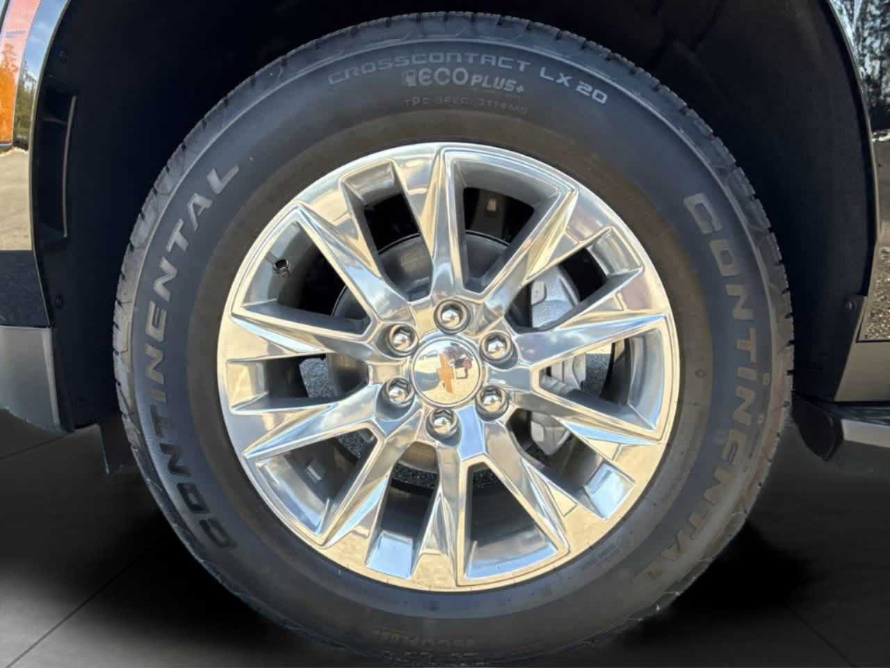 2026 Chevrolet Suburban Premier - Photo 37