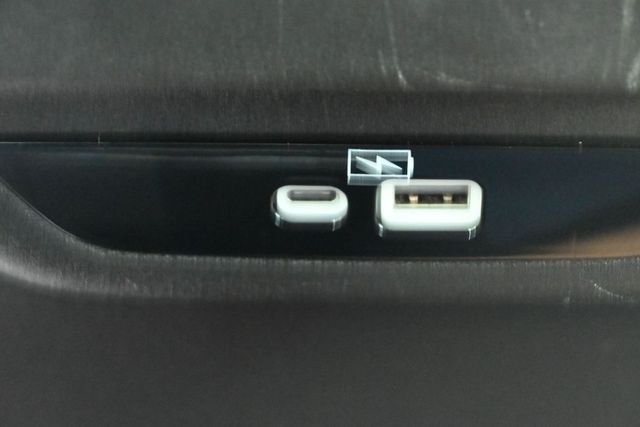 Used 2023 Black Chrysler Limited image 9