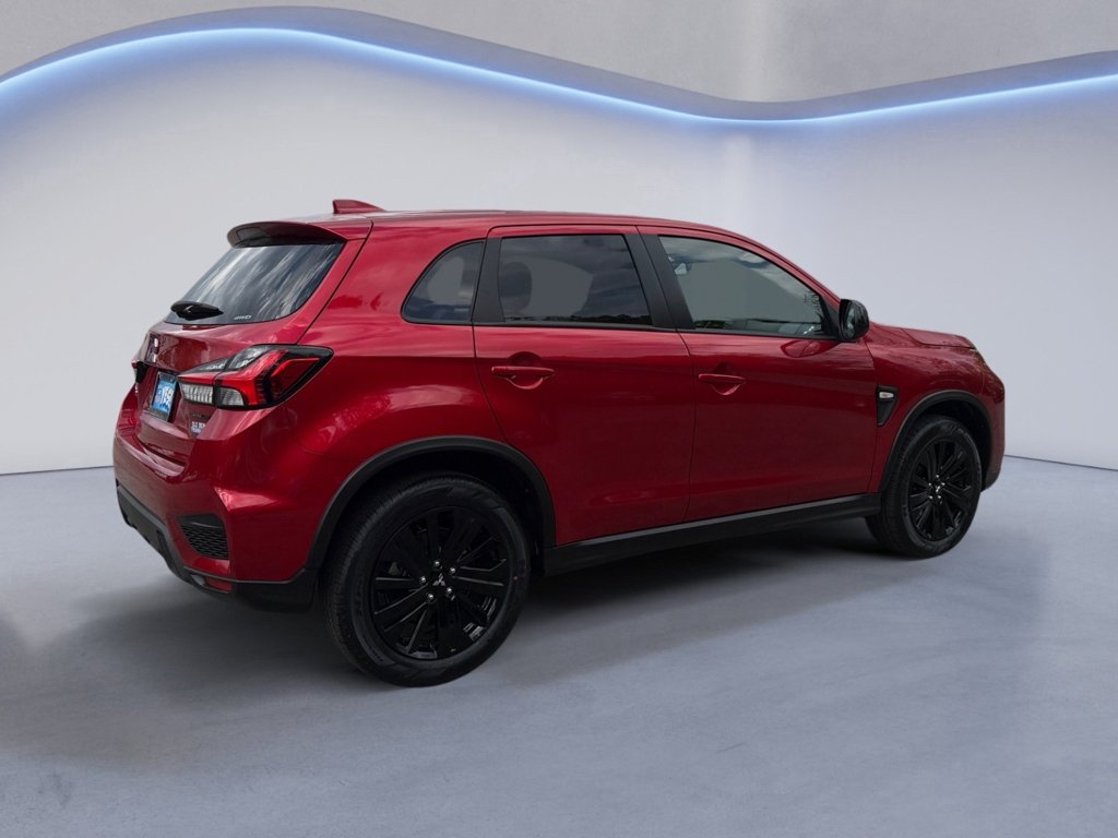 New 2026 Red Diamond Mitsubishi LE image 3