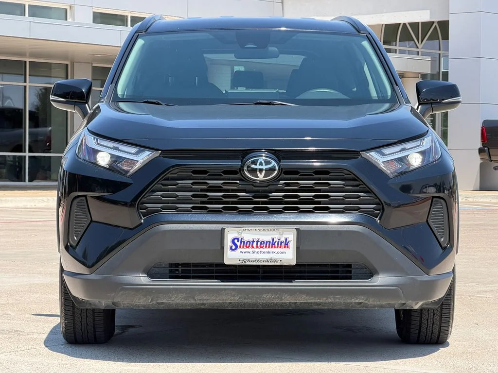 Used 2025 Black Toyota XLE image 2