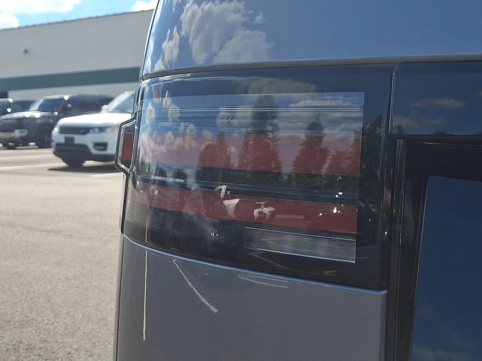 Used 2025 Gray Land Rover Dynamic SE image 16