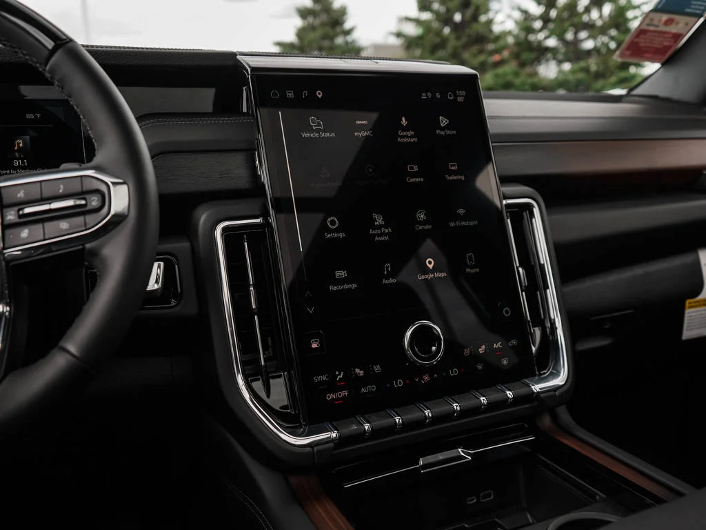 2026 GMC Yukon XL Denali - Photo 26