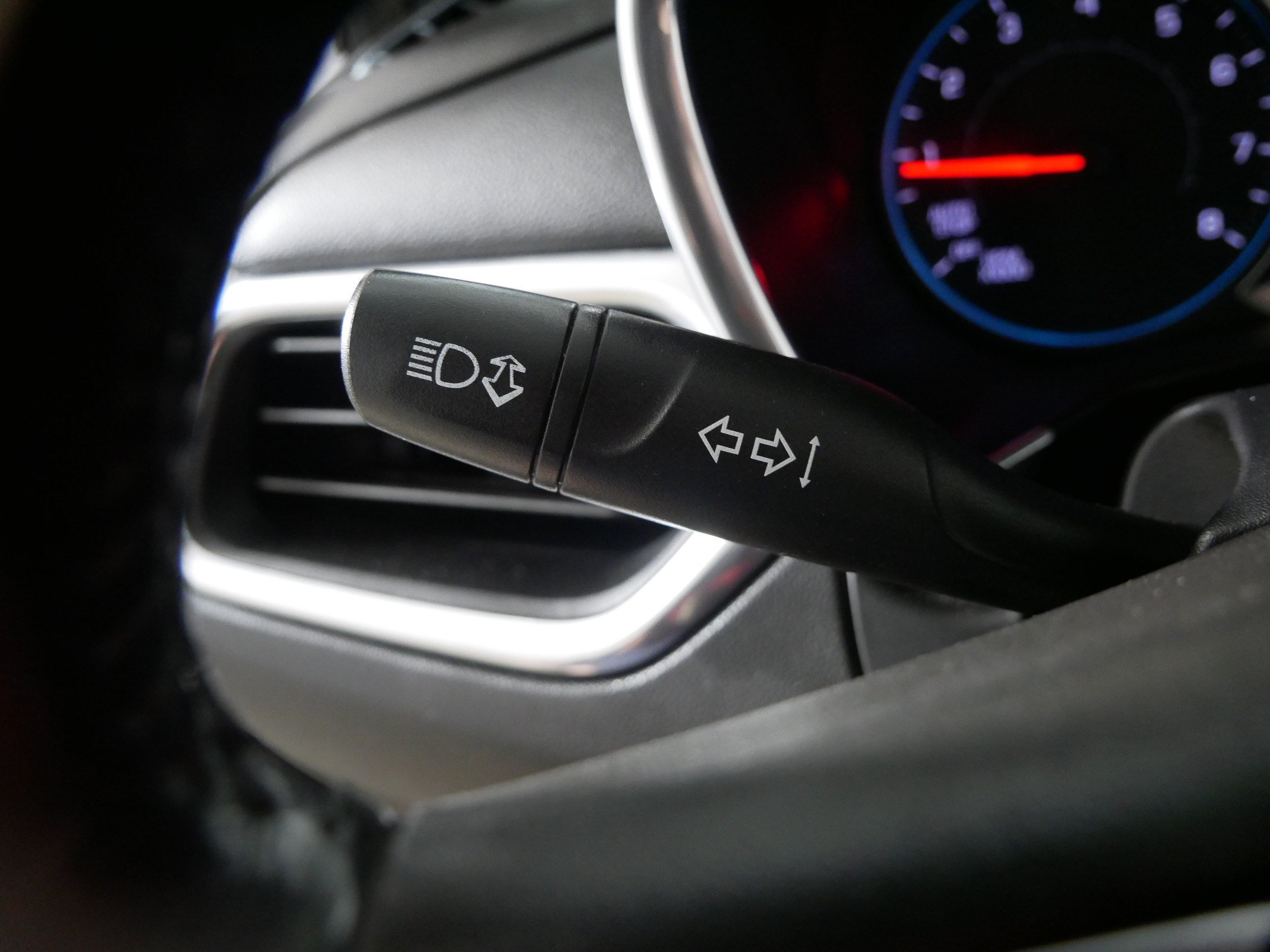 Used 2019 SANDY RIDGE METALLIC Chevrolet LT image 32