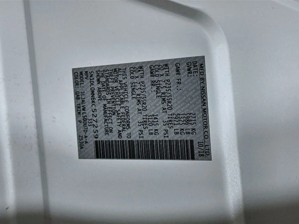 Certified Used 2019 White INFINITI LUXE image 45