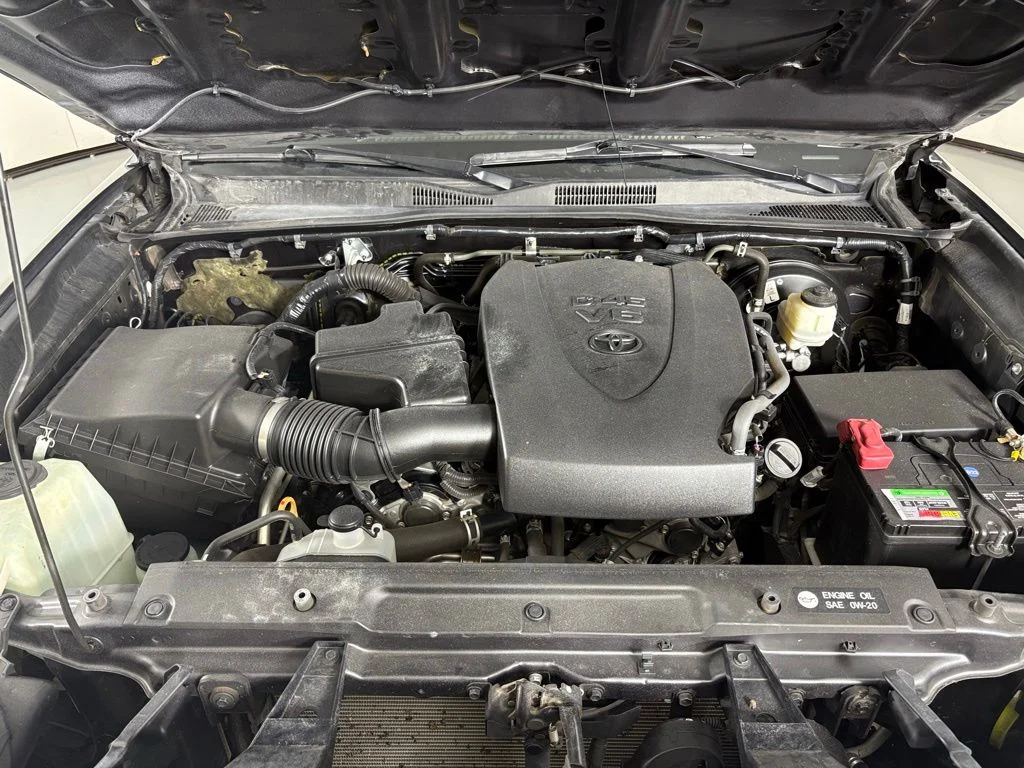 Used 2018 Gray Toyota SR image 45