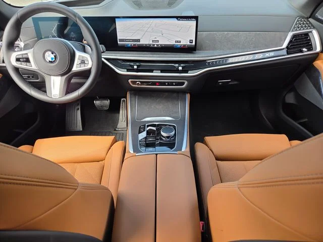 Used 2025 Gray BMW sDrive40i image 18