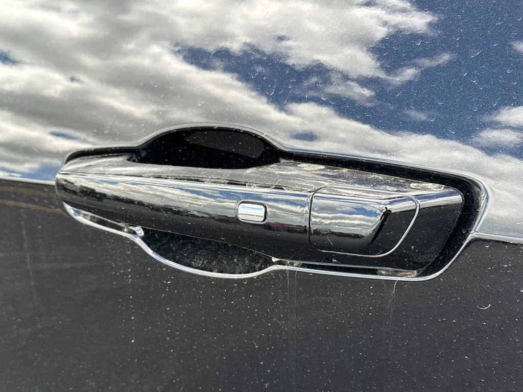 2026 GMC Acadia Elevation - Photo 15