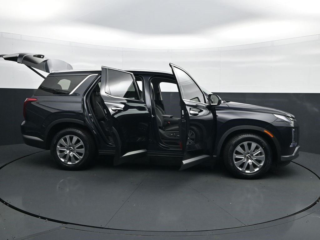 Used 2024 Moonlight Cloud Hyundai SEL 7P image 44