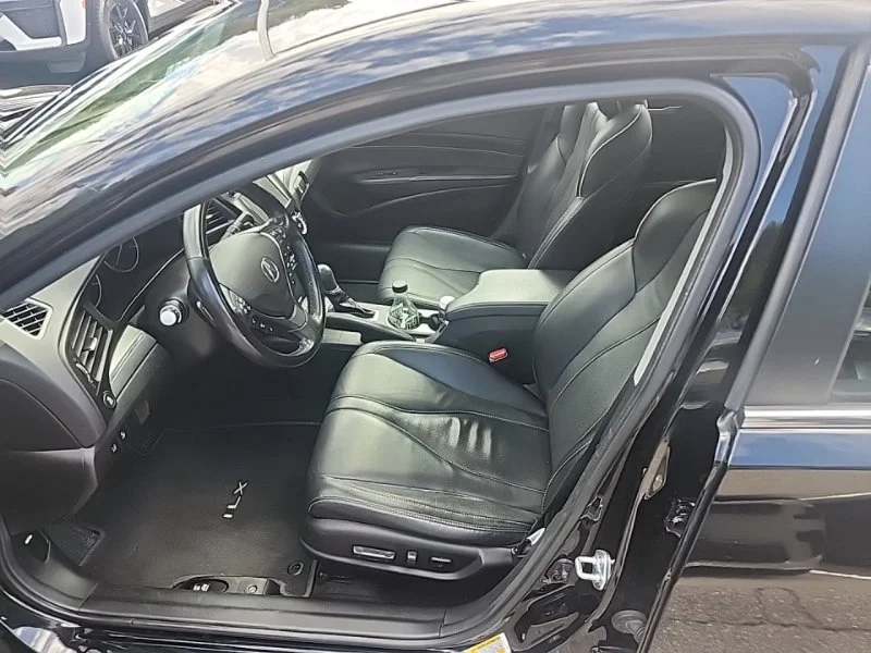Used 2022  Acura Premium Package image 6