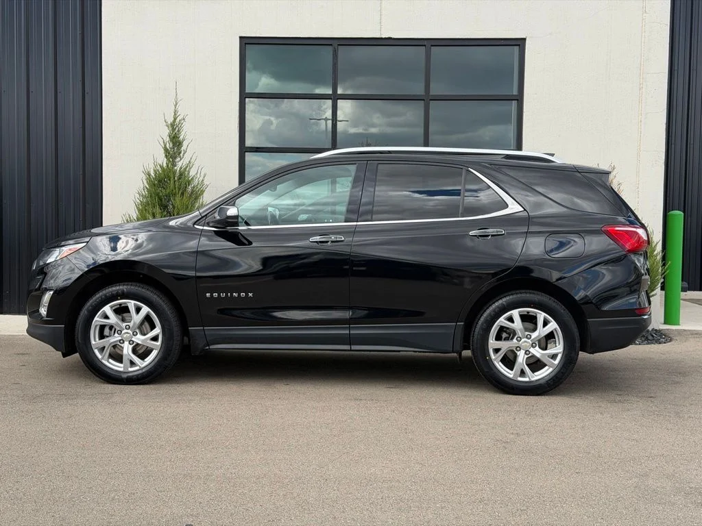 Used 2020 Black Chevrolet Premier image 2