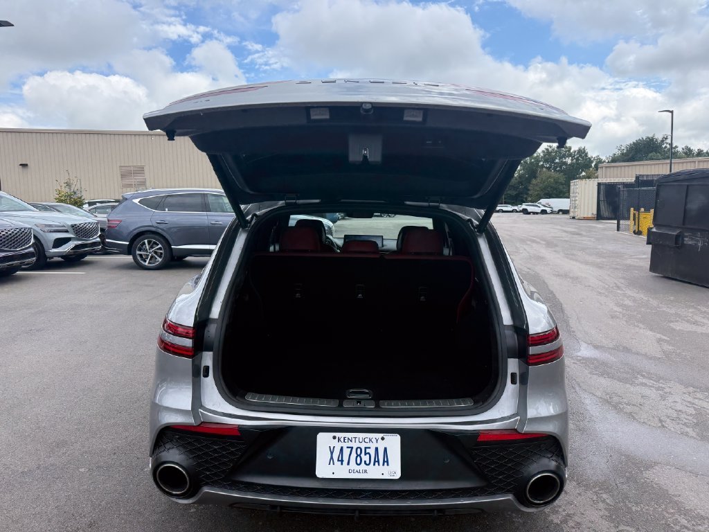 Used 2023 Silver Genesis 2.5T image 9
