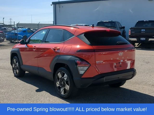 Used 2024 Orange Hyundai SEL image 11