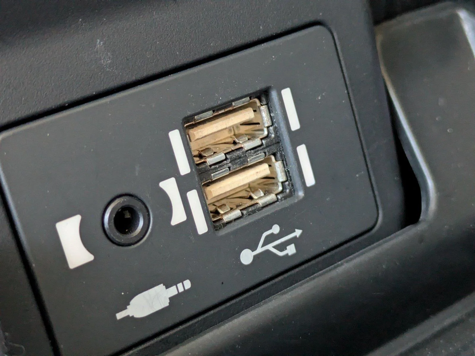 Used 2020 Eminent White Pearl Lexus LS 500 image 22