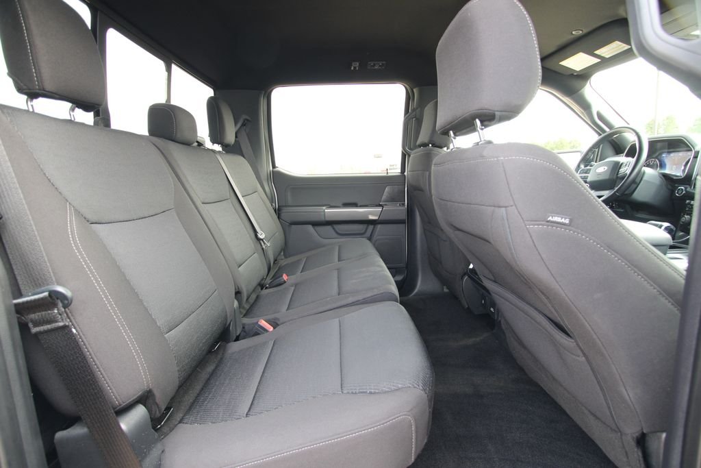 Used 2022  Ford XLT image 10