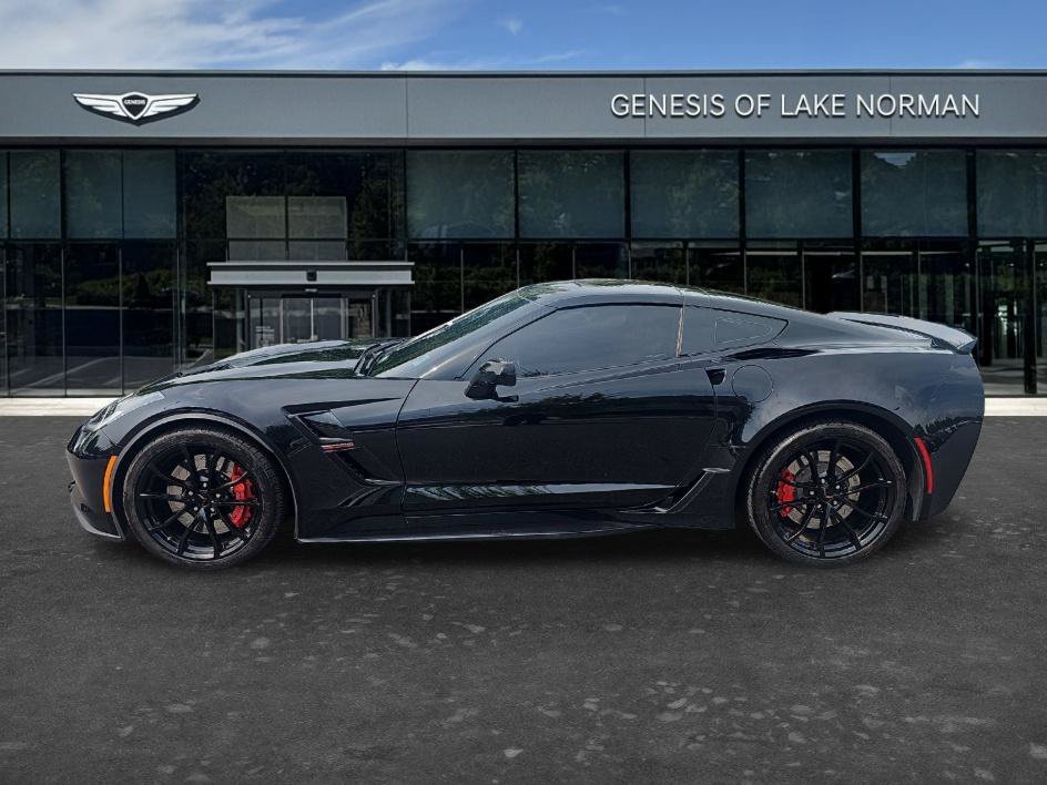 Used 2019 Black Chevrolet Grand Sport 2LT image 7