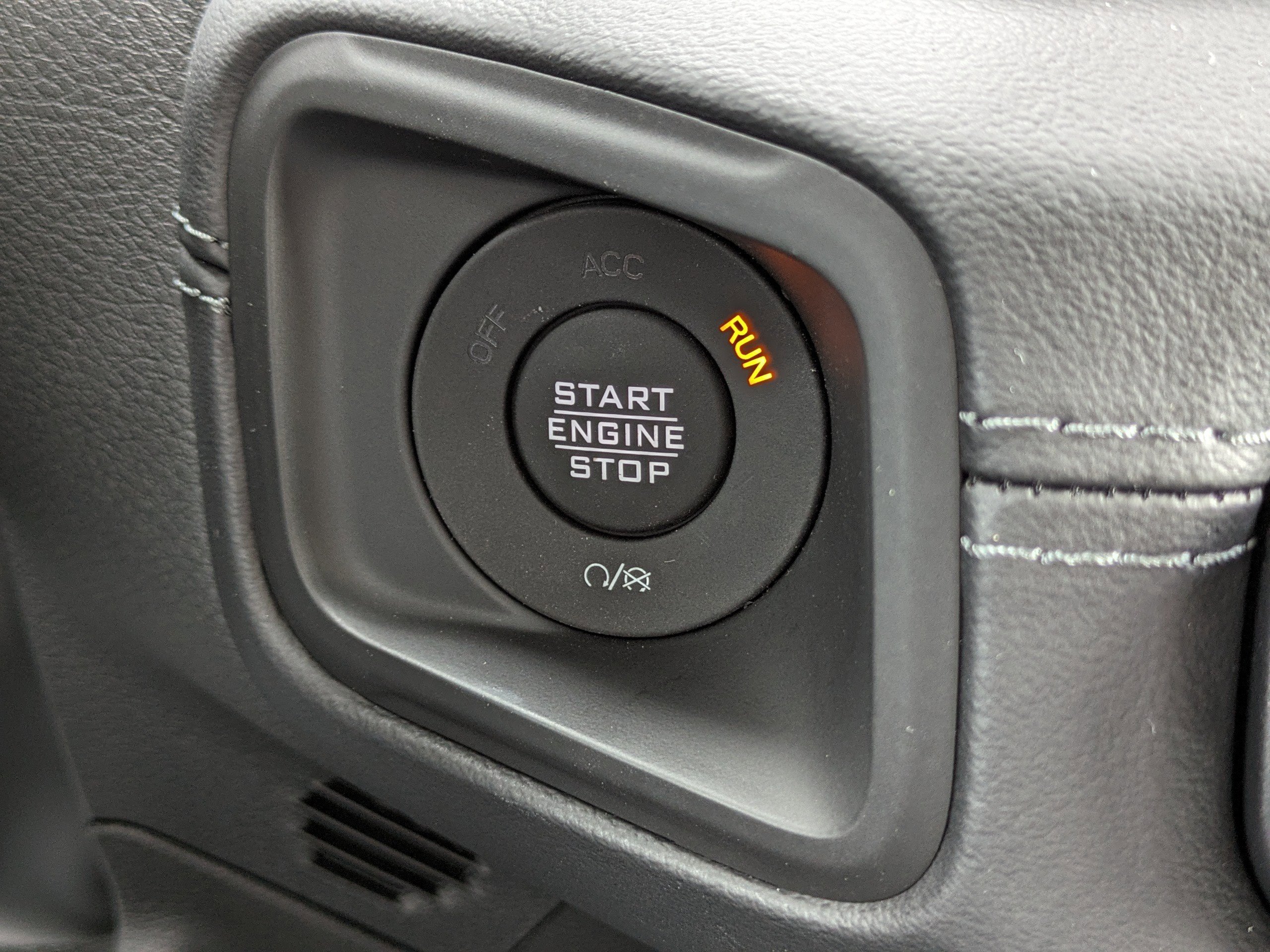 2026 Jeep Wrangler 4-Door Sahara - Photo 31