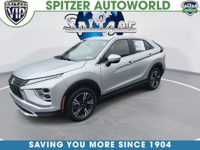 Used 2025  Mitsubishi SE image 5