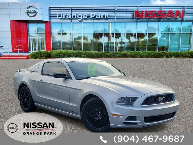2014 Ford Mustang V6's photo