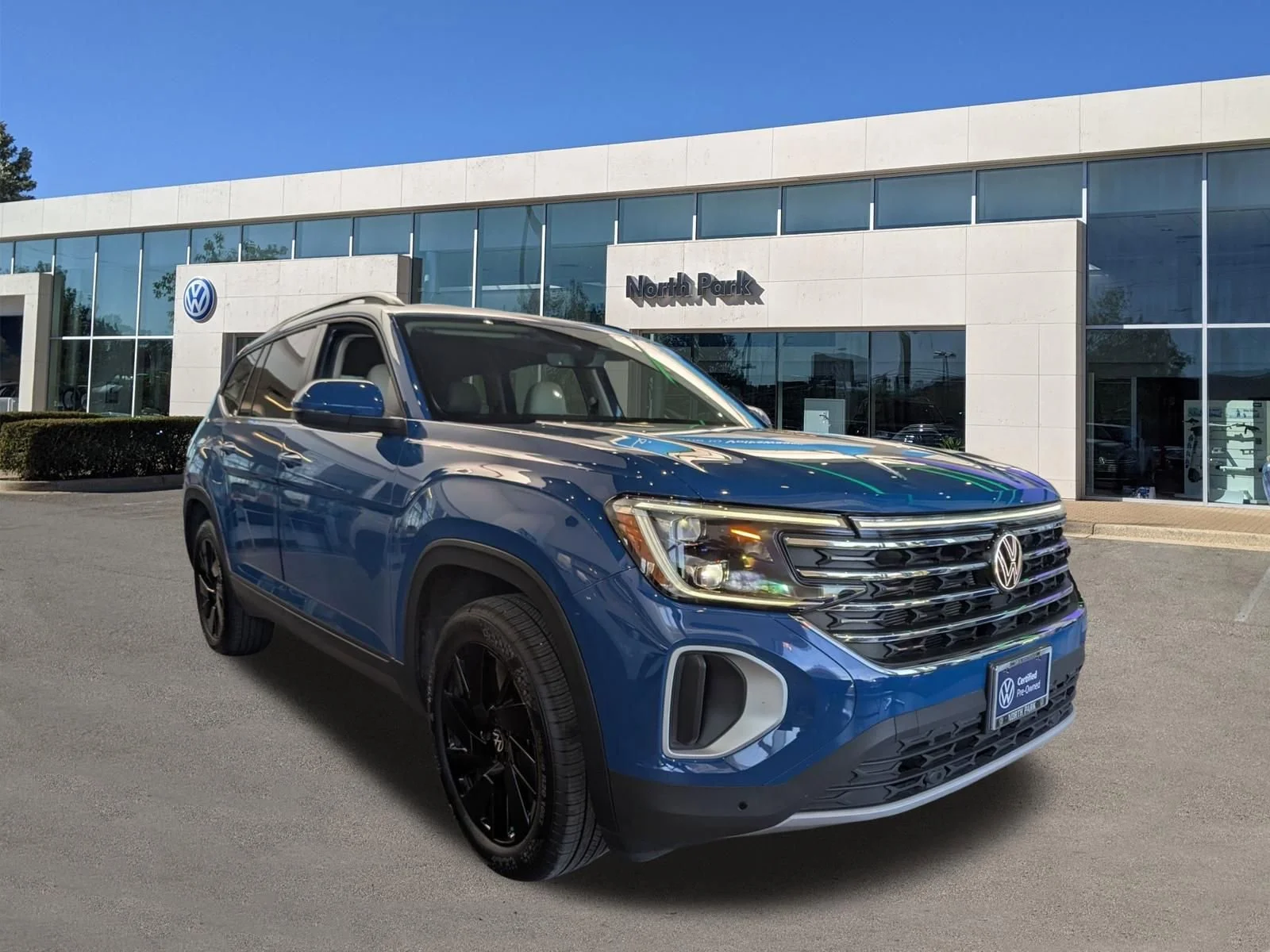 2025 Volkswagen Atlas 2.0T SE w/Tech's photo