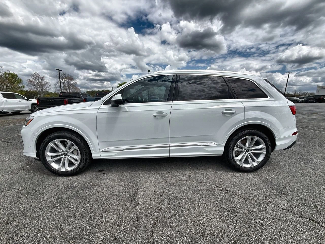 Used 2025 White Audi Premium Plus 55 TFSI quattro Tiptronic image 5