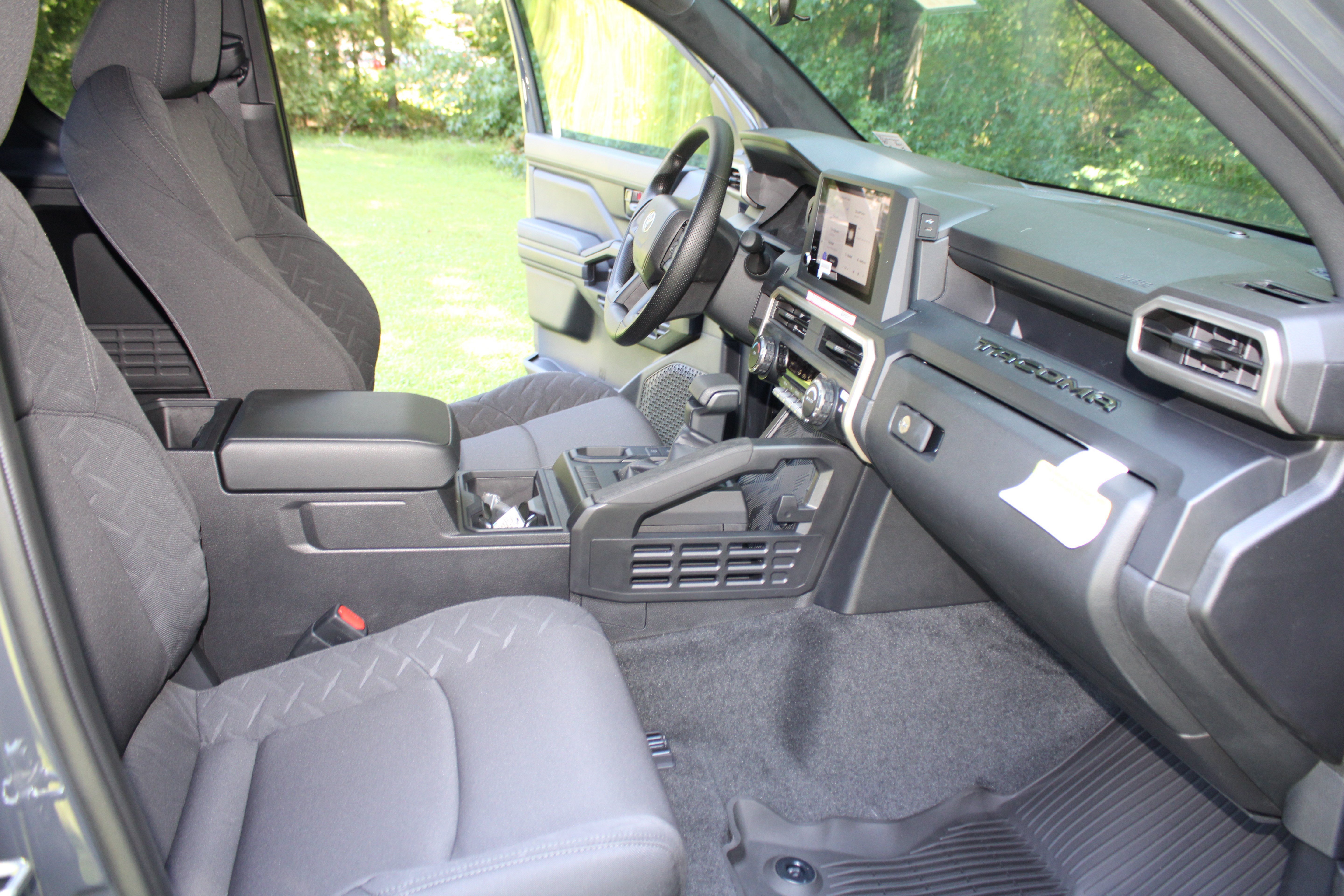 2026 Toyota Tacoma SR - Photo 19