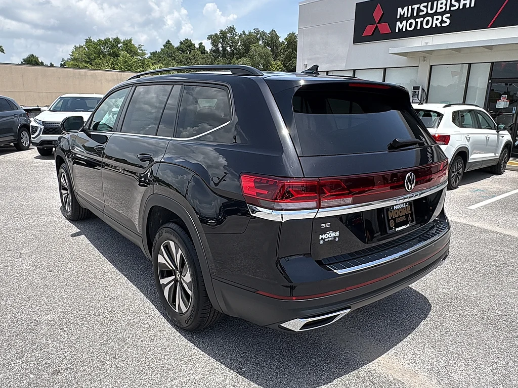 New 2026 Deep Black Pearl Volkswagen 2.0T SE FWD image 6