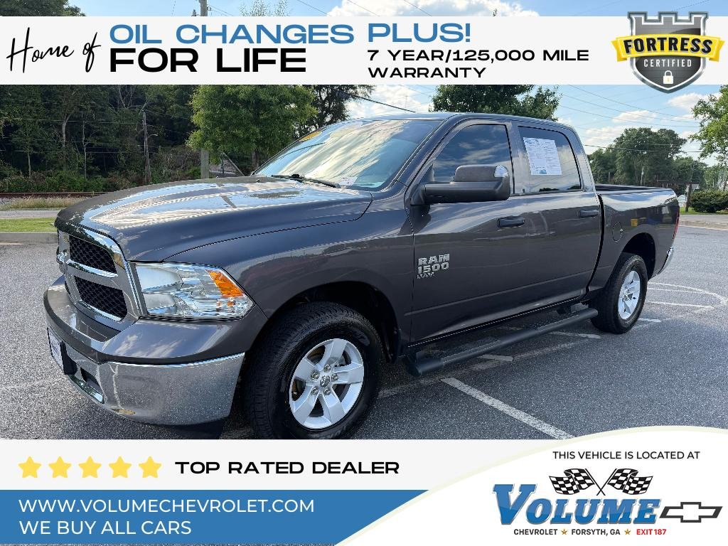 2022 RAM 1500 Classic SLT 4x4 Crew Cab 5'7's photo