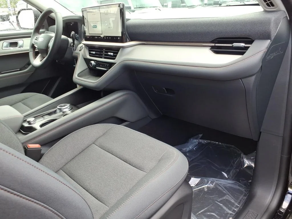 New 2026 Agate Black Metallic Ford Active image 9