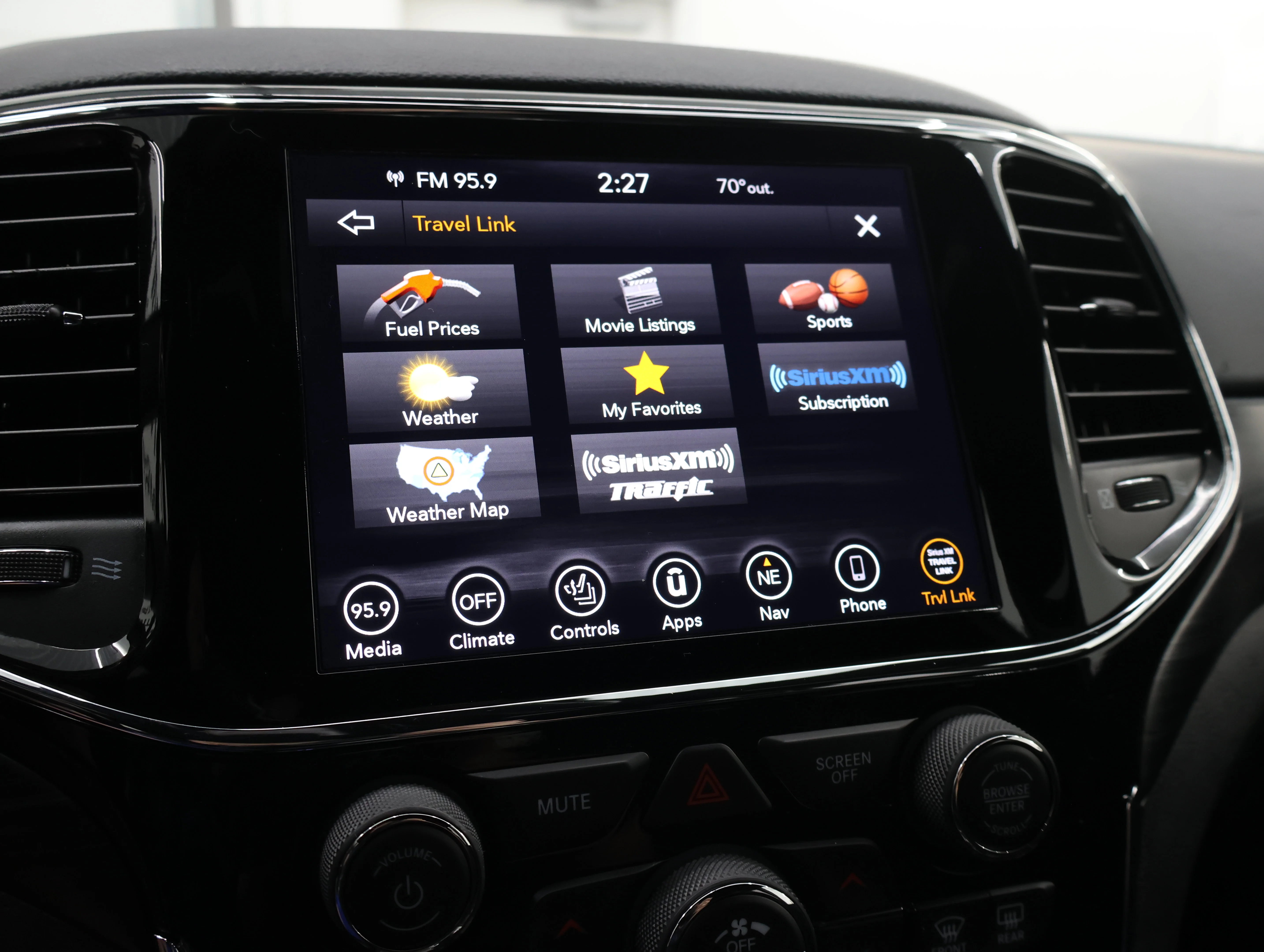 Used 2020 Sting-Gray Clearcoat Jeep Altitude image 57