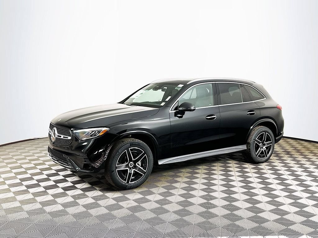 New 2026 Black Mercedes-Benz GLC 300 image 34