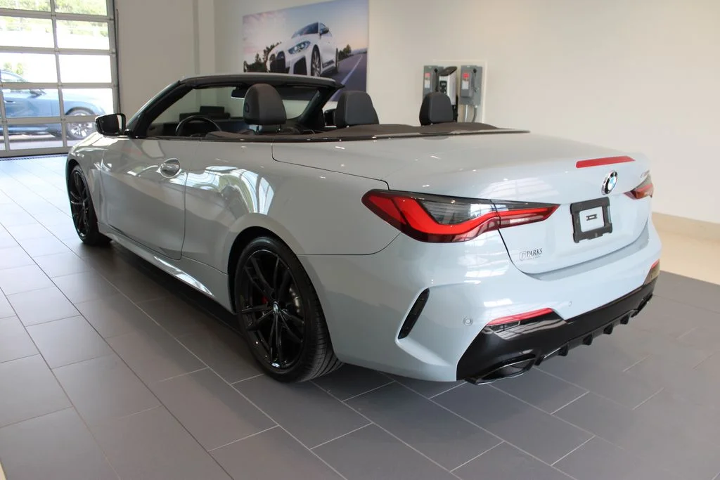 Used 2024 Gray BMW M440i image 40
