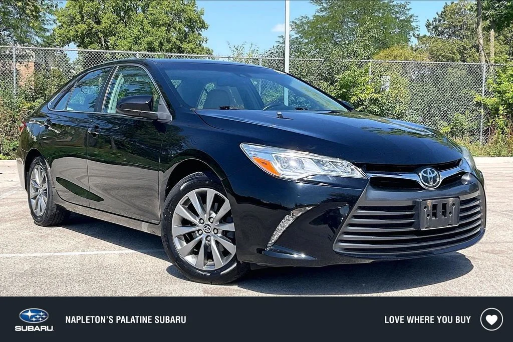 Used 2016 Black Toyota XLE image 1