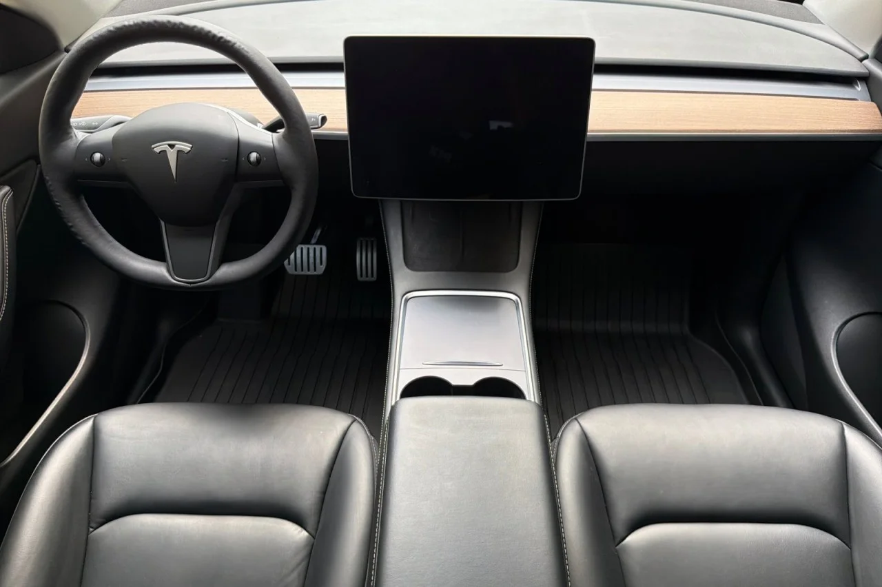 Used 2021 ARCTIC WHITE Tesla Performance image 12
