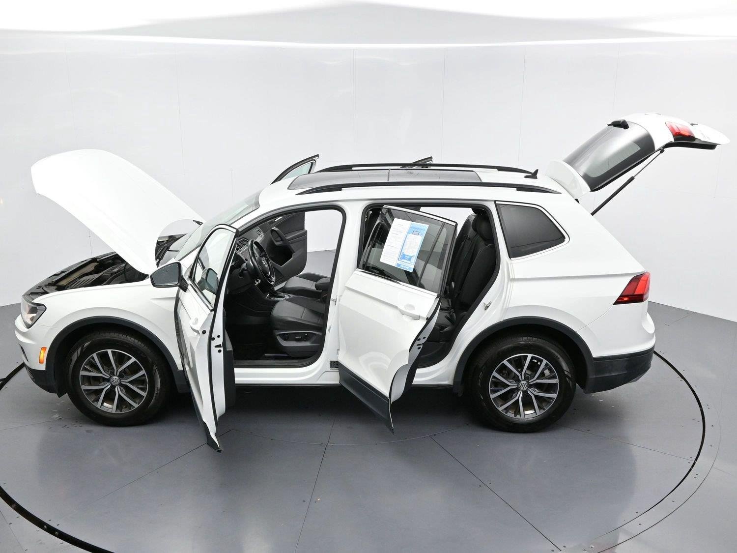 Used 2019 Pure White Volkswagen SEL image 41